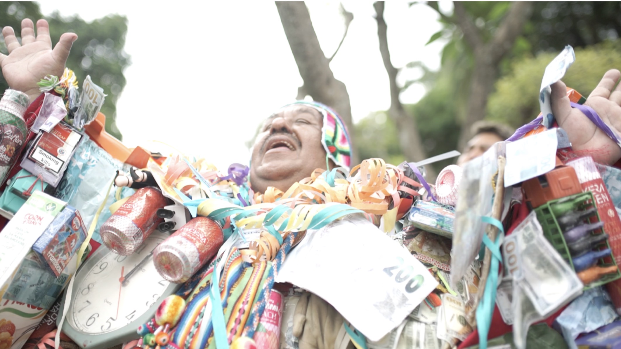 Fotograma do EP.2: Estamos em todas partes, Ventos do Peabiru (Kollasuyu Maya, Visto Permanente, Vericéia Filmes, Brasil, 2023).