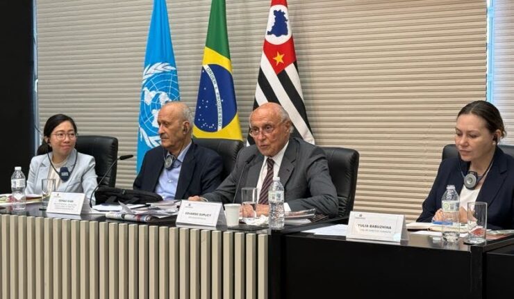Visita do Relator Especial da ONU para os Direitos Humanos de Migrantes, Sr. Gehad Madi, no GT-Migrantes da ALESP, junto ao deputado estadual Eduardo Suplicy (PT-SP).